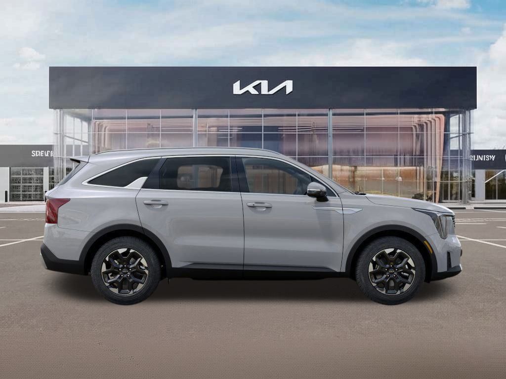 2025 Kia Sorento S photo 6