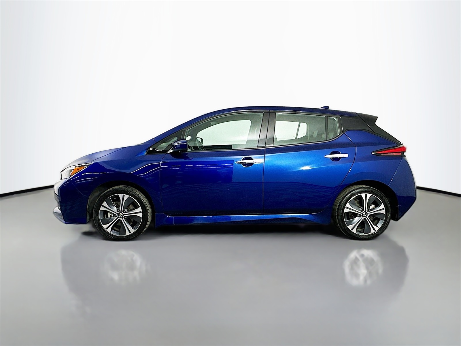 2020 Nissan Leaf SL Plus photo 4