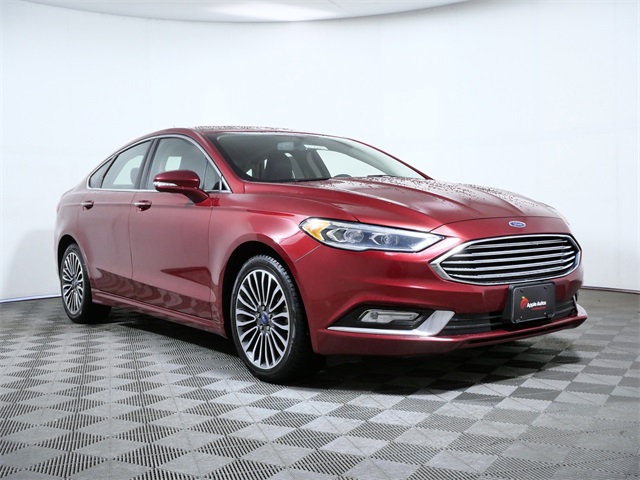 2017 Ford Fusion SE's photo