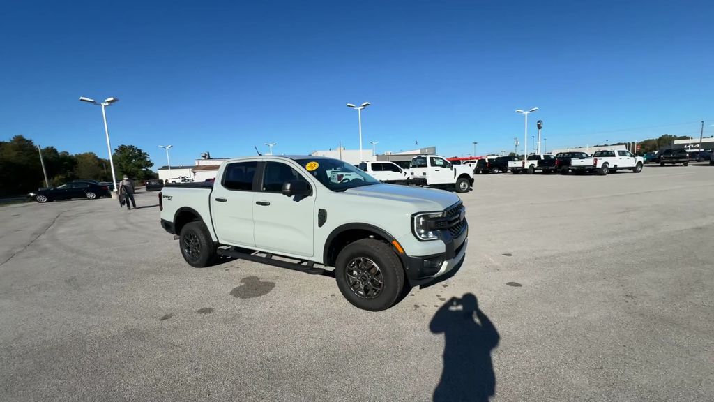 2024 Ford Ranger XLT photo 2