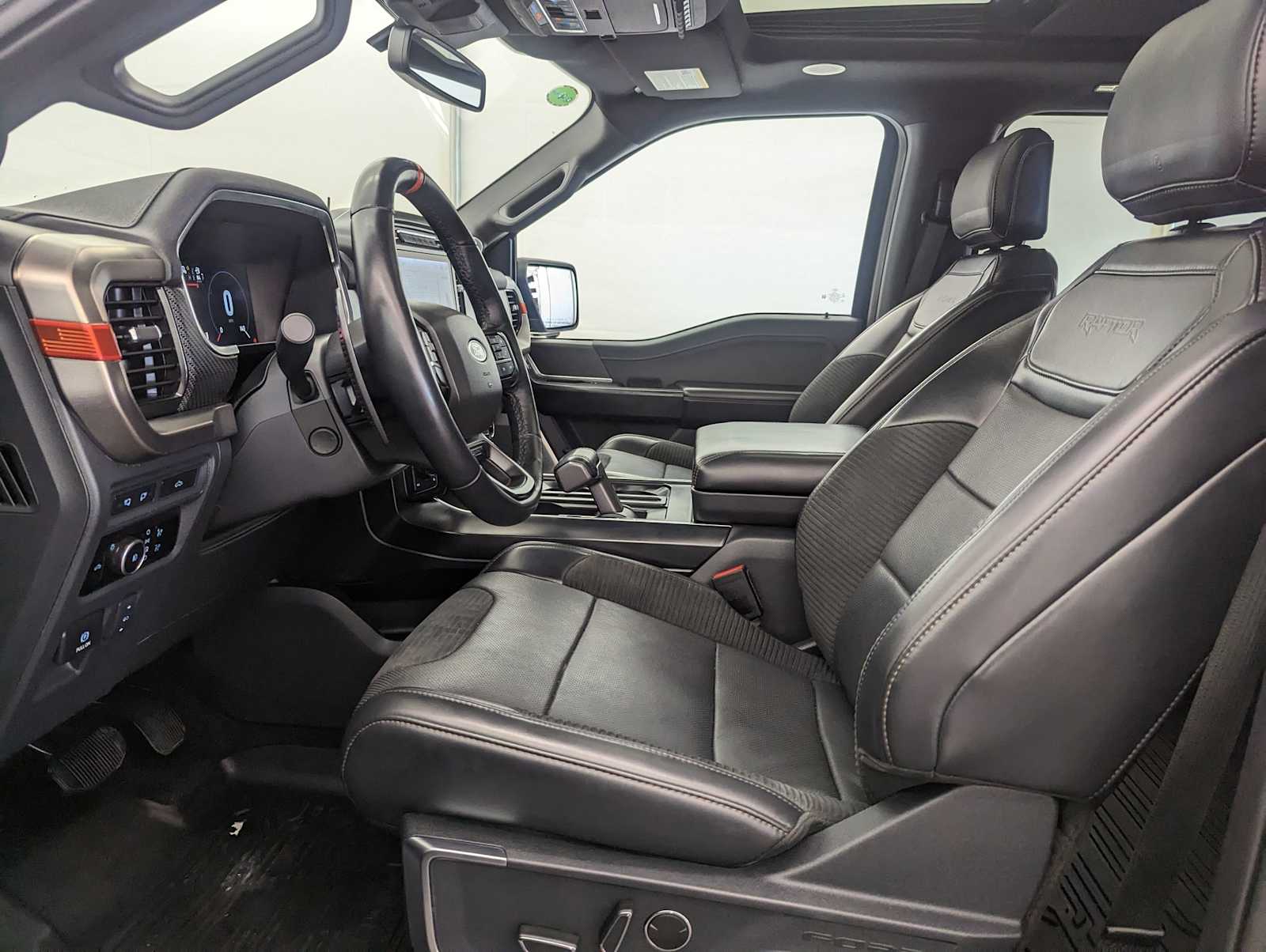 2023 Ford F-150 Raptor photo 14