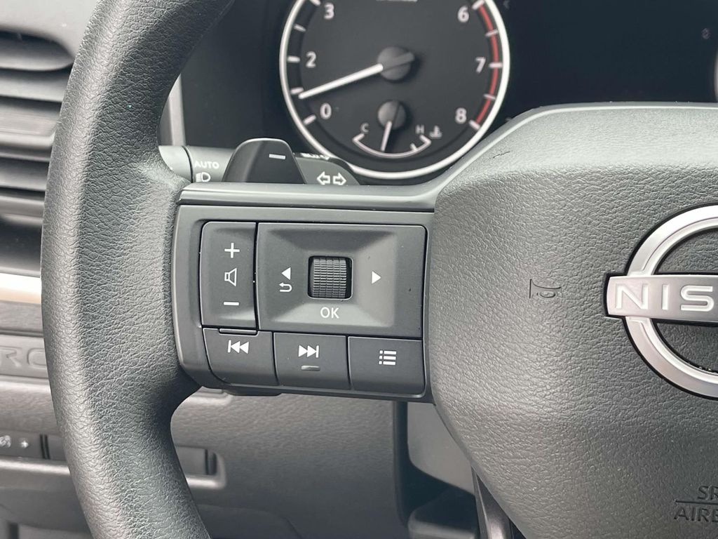 Used 2025 Gray Nissan S image 17