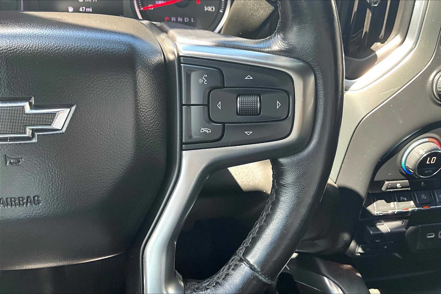 2020 Chevrolet Silverado 1500 RST photo 24