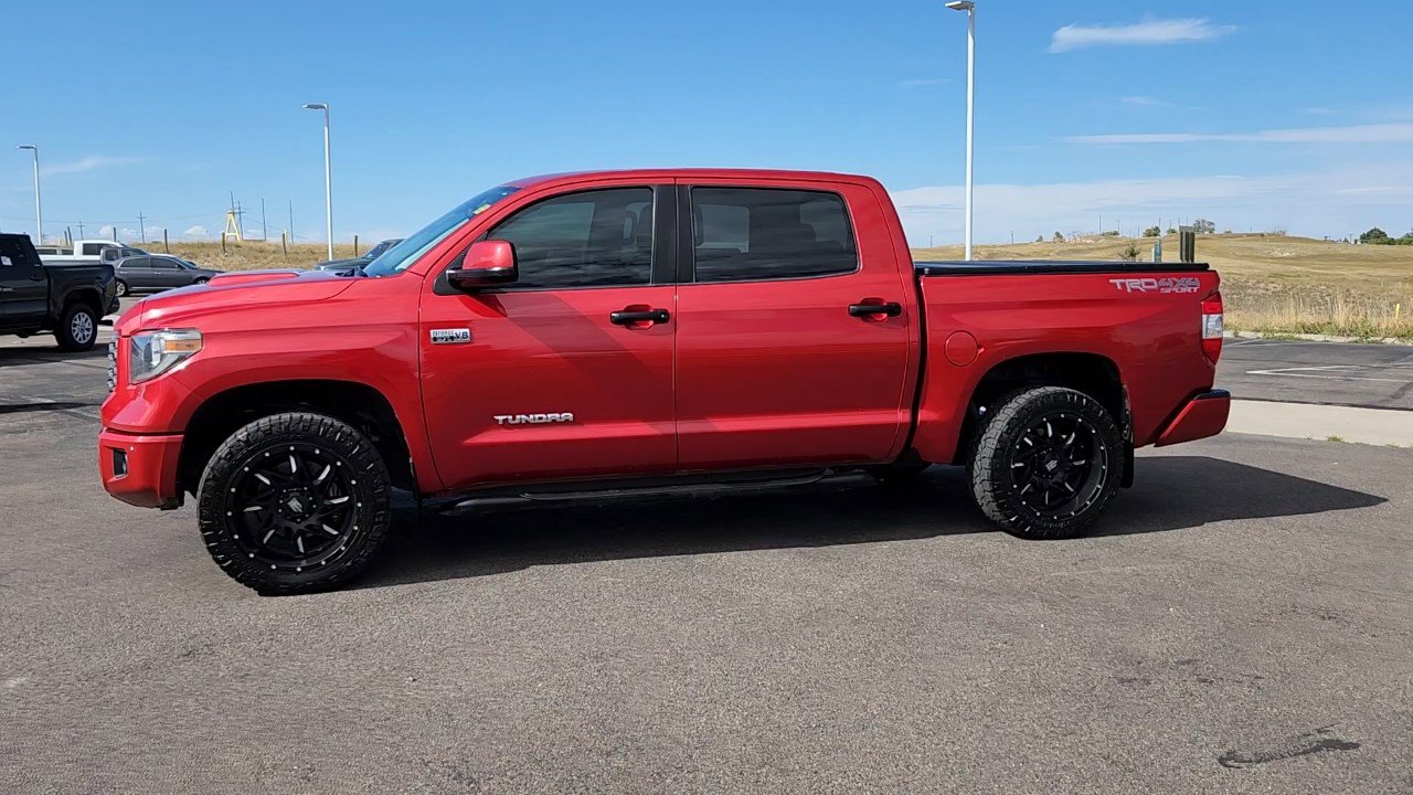 2018 Toyota Tundra SR5 photo 2