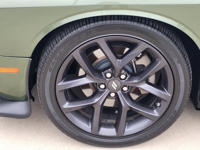 2022 Dodge Challenger GT photo 8