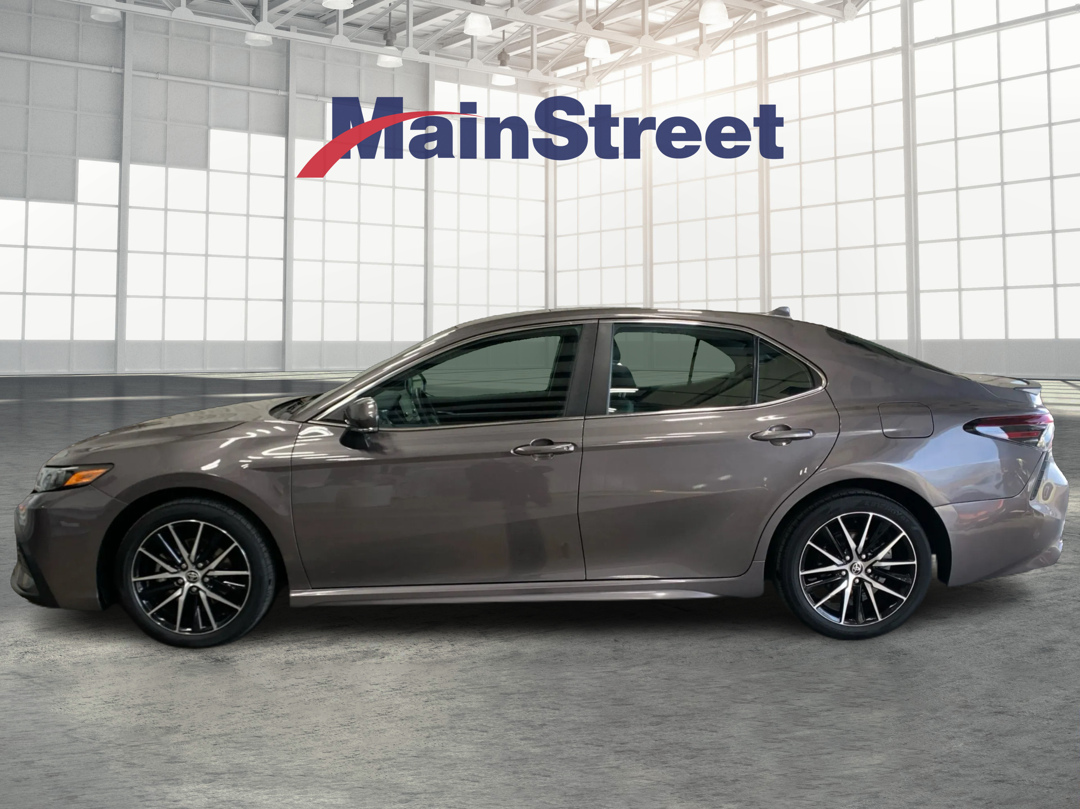 Used 2023 Toyota Camry SE with VIN 4T1G11AK0PU723766 for sale in Kansas City