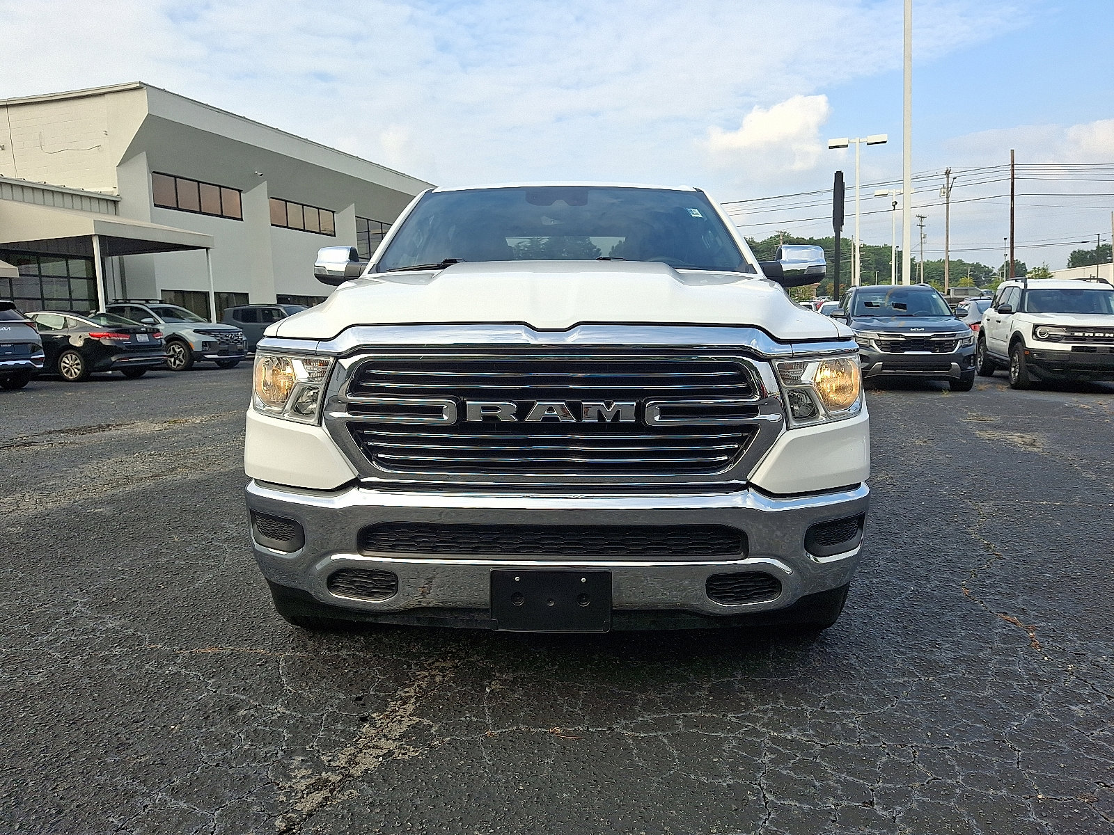 2024 Ram 1500 Laramie photo 2