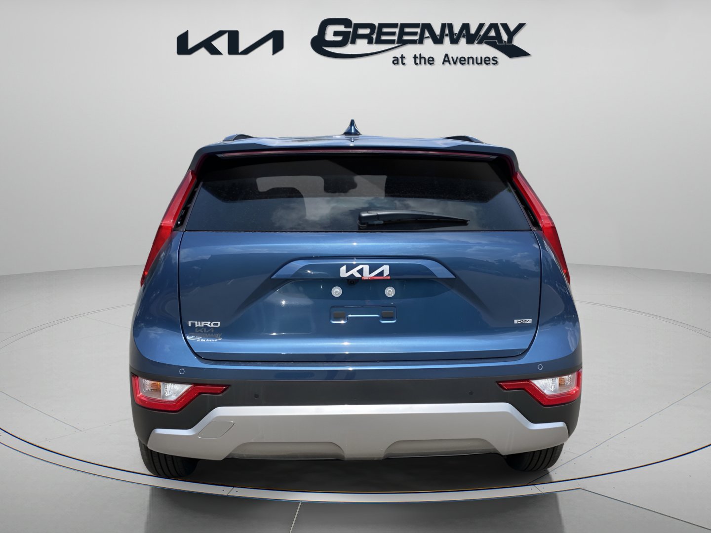 2025 Kia Niro EX photo 3