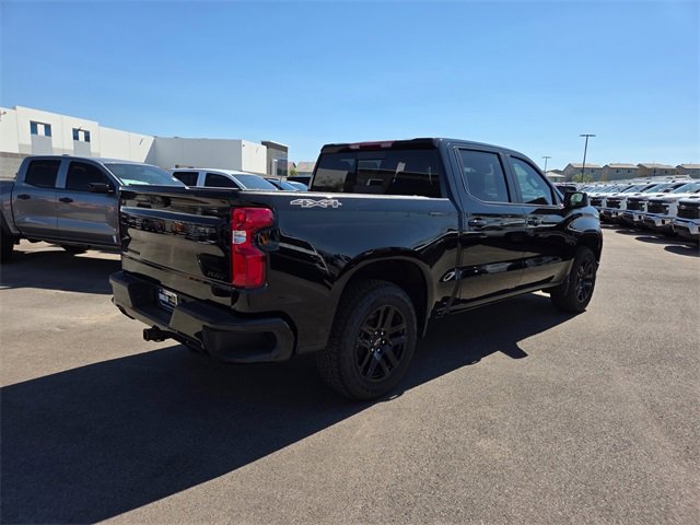 2026 Chevrolet Silverado RST photo 4