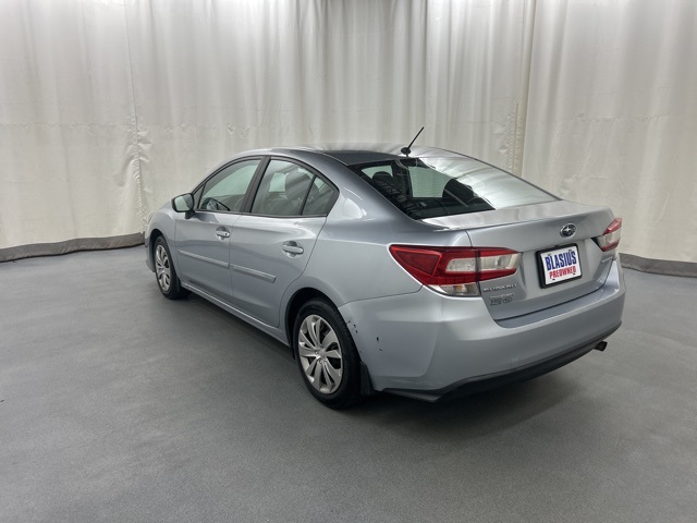 2022 Subaru Impreza Base photo 4