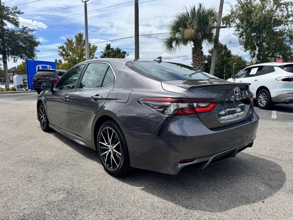 2023 Toyota Camry SE photo 4
