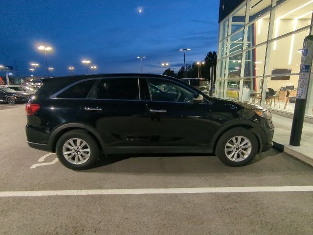2020 Kia Sorento LX S photo 2