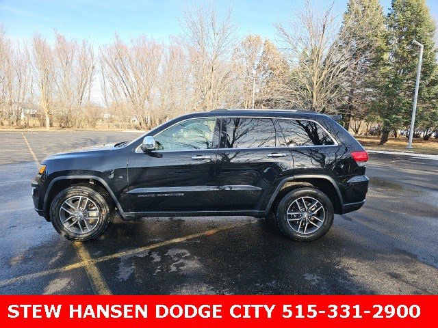 2017 Jeep Grand Cherokee Limited's photo