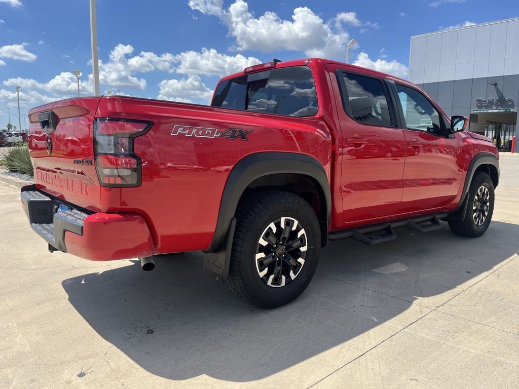 2023 Nissan Frontier PRO-4X photo 2