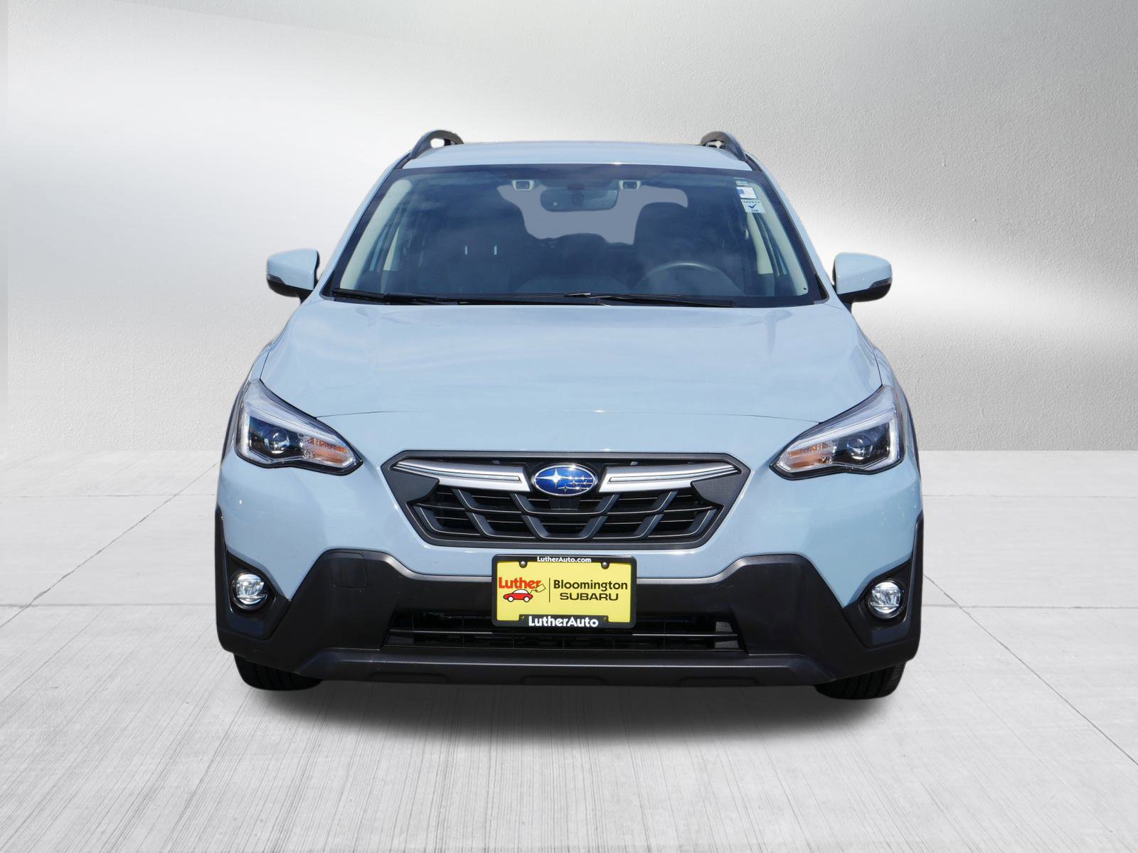 2023 Subaru Crosstrek Limited photo 2