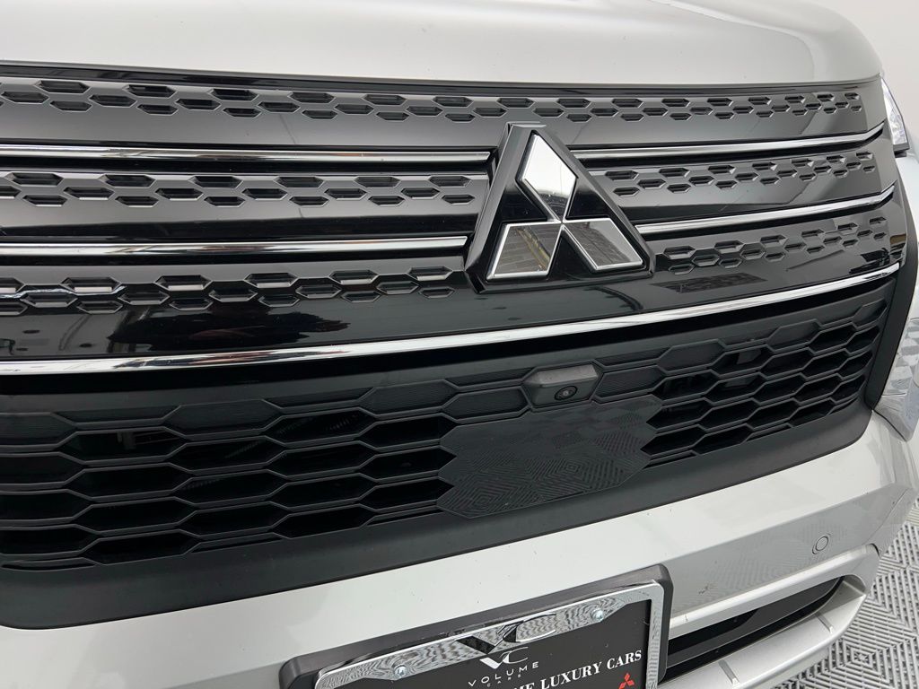 2024 Mitsubishi Outlander SE S-AWC photo 4