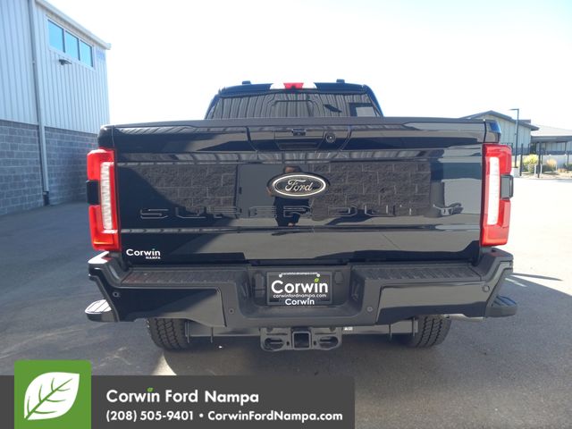 2025 Ford F-250 Lariat photo 4