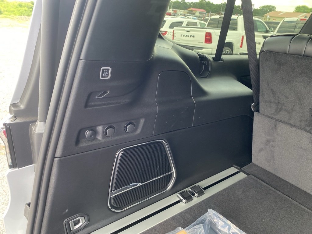 2025 Jeep Wagoneer L Base photo 10
