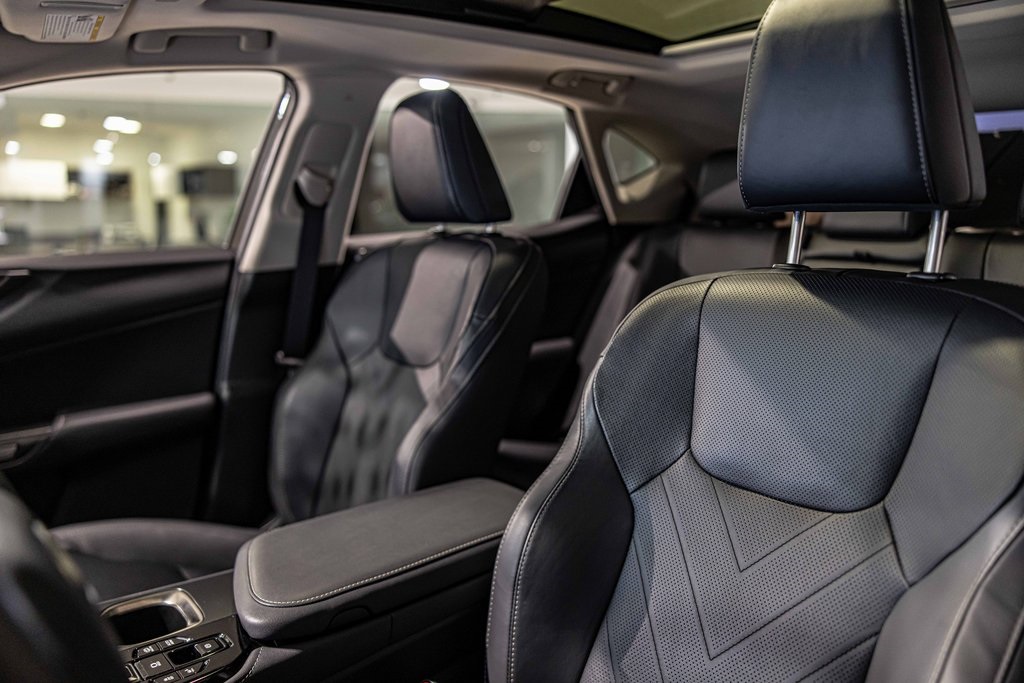 2025 LEXUS NX - Image 18