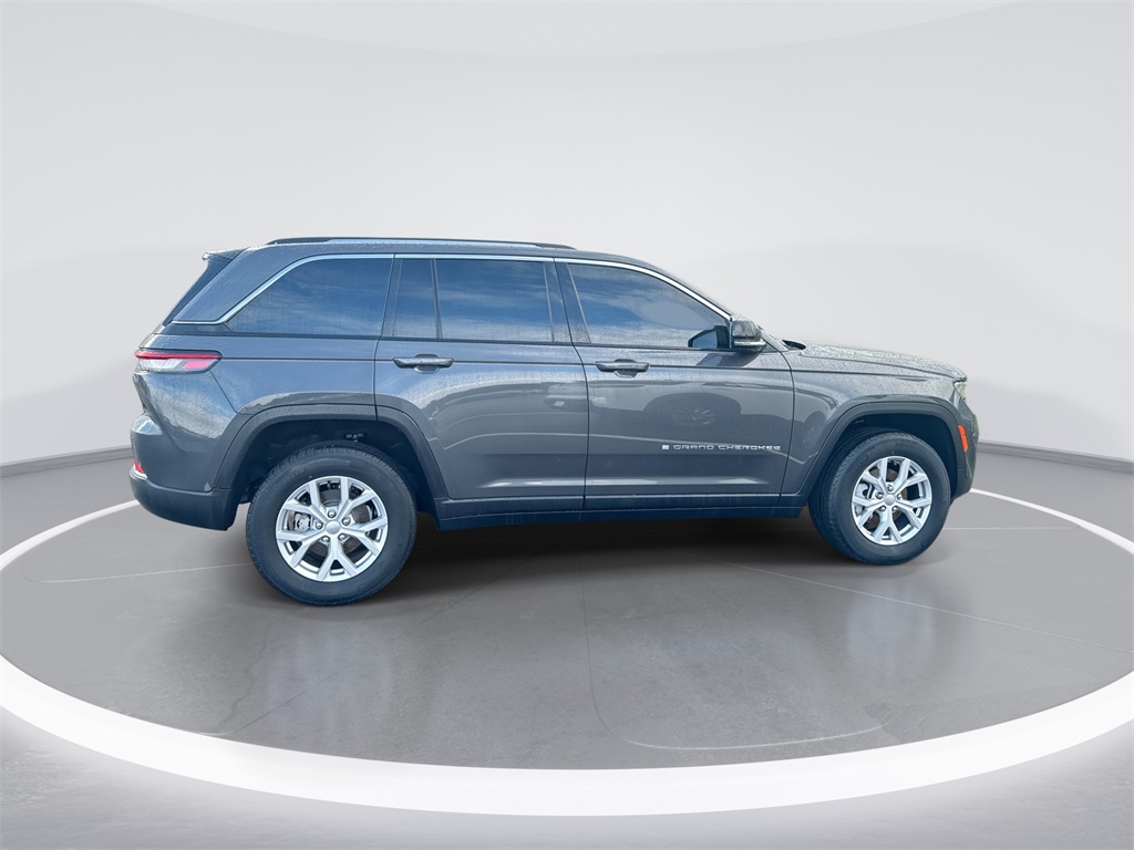 2022 Jeep Grand Cherokee Limited photo 9