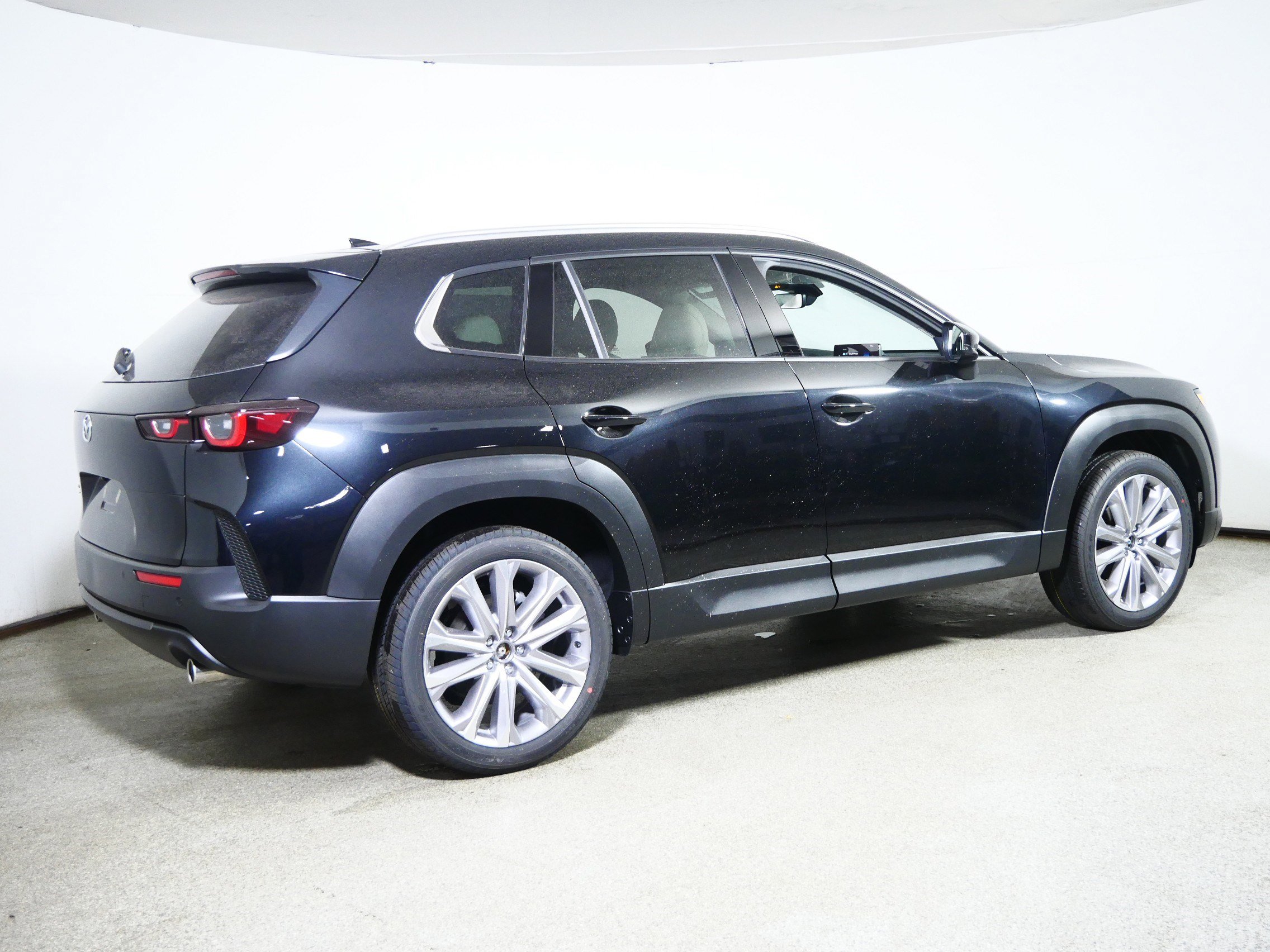 2026 Mazda CX-50 2.5 S Premium photo 2