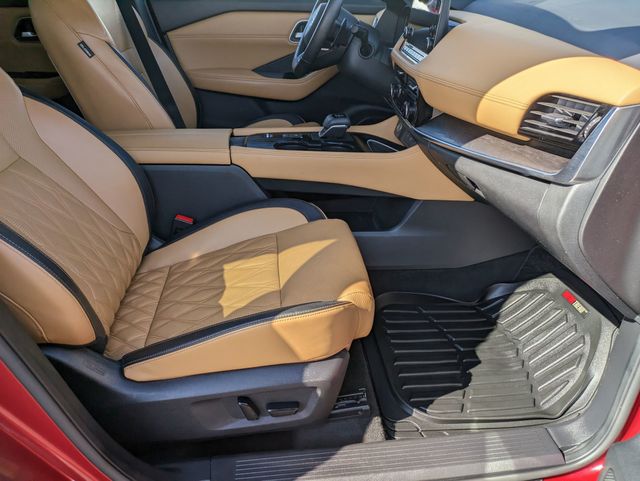 2021 Nissan Rogue Platinum photo 22