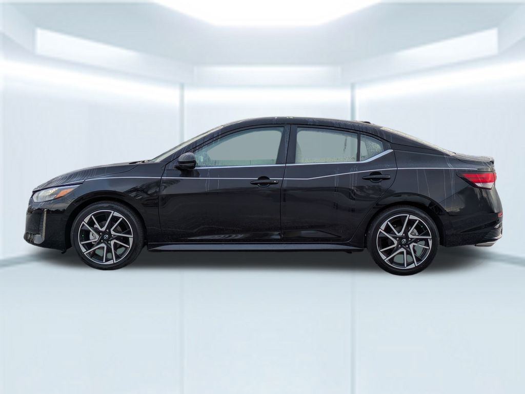 2025 Nissan Sentra SR photo 2