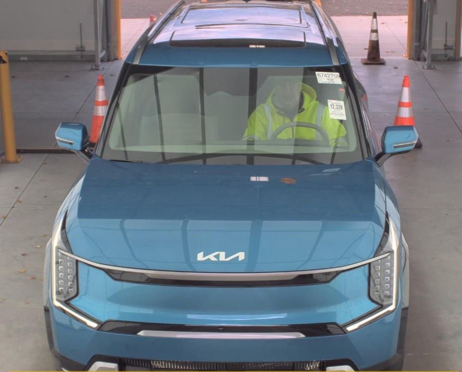 Used 2024 Kia Ev9 Land with VIN KNDADFS58R6046481 for sale in Kansas City