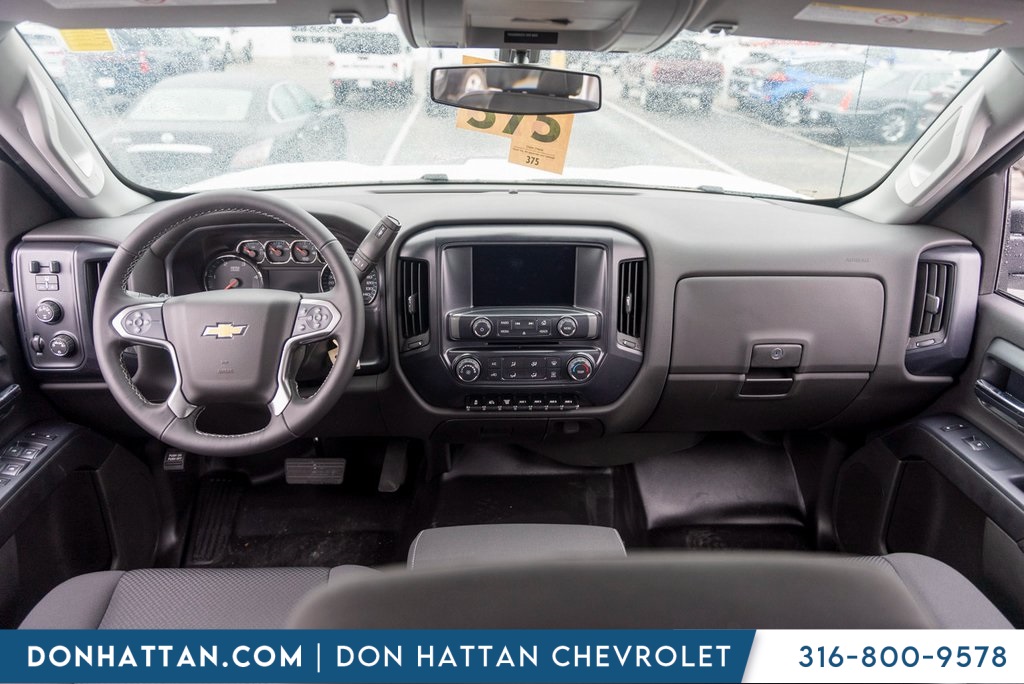2024 Chevrolet Silverado 5500HD Work Truck photo 3