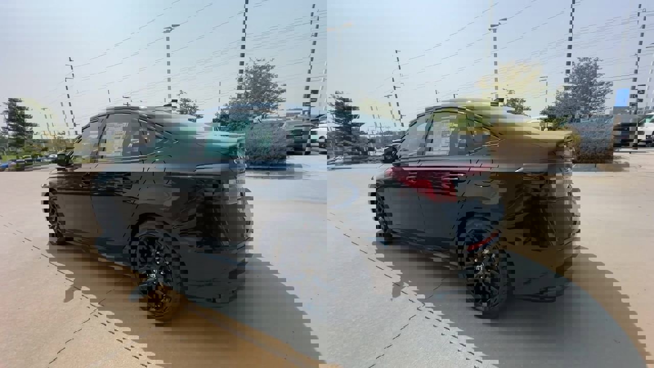 2026 Honda Civic Sport photo 5