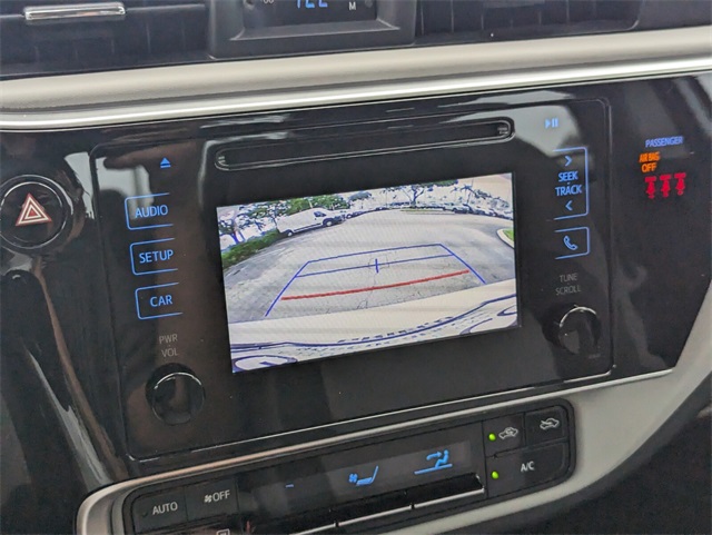 2019 Toyota Corolla L photo 17