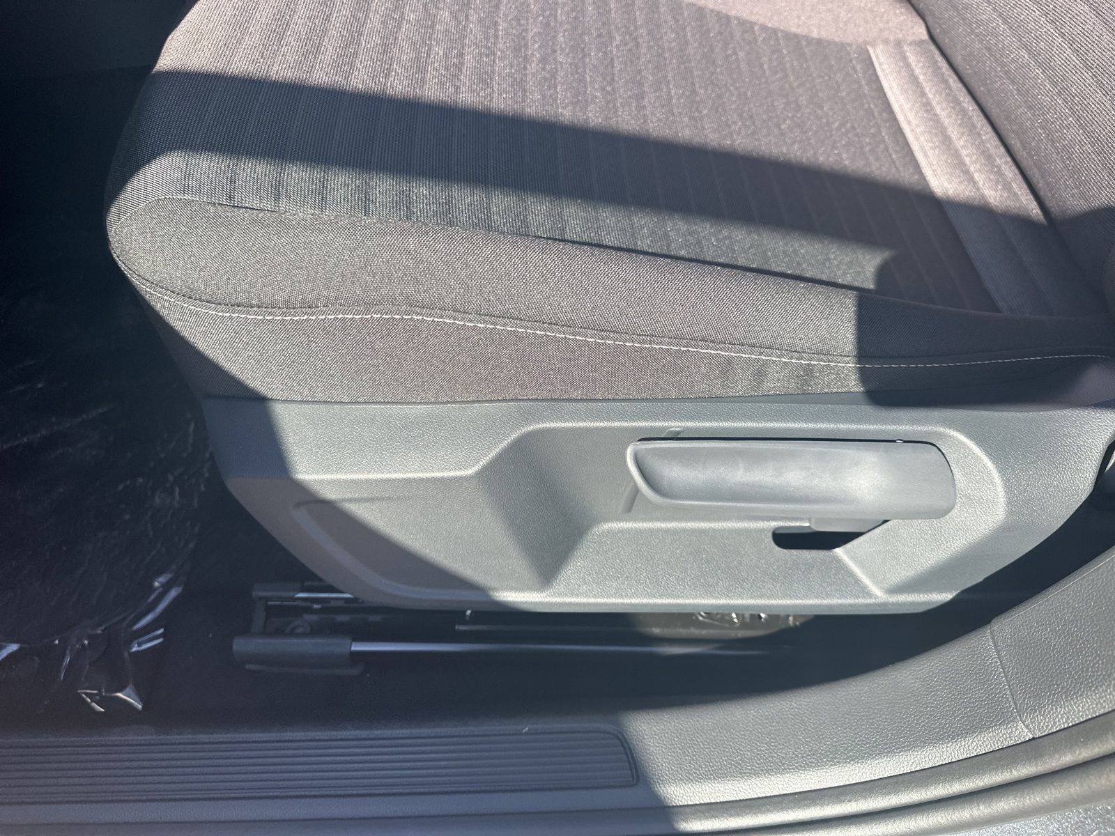 2025 Volkswagen Jetta 1.5T S photo 9