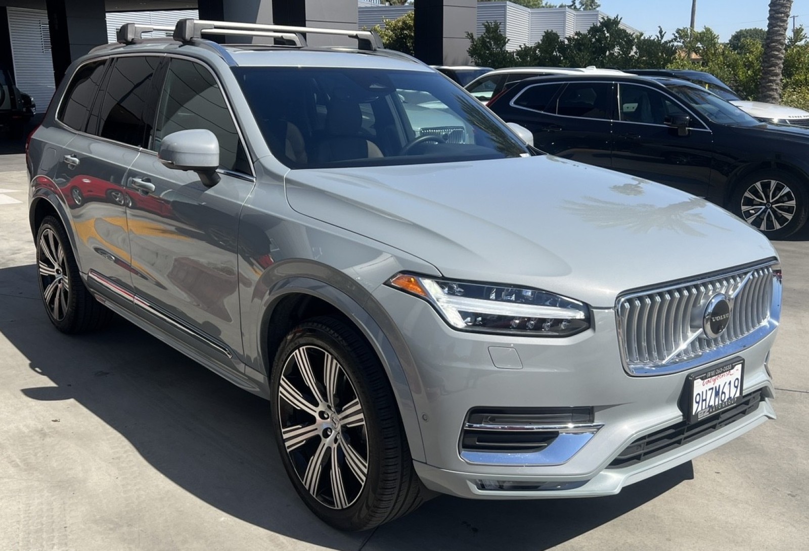 2024 Volvo XC90 Plus photo 3