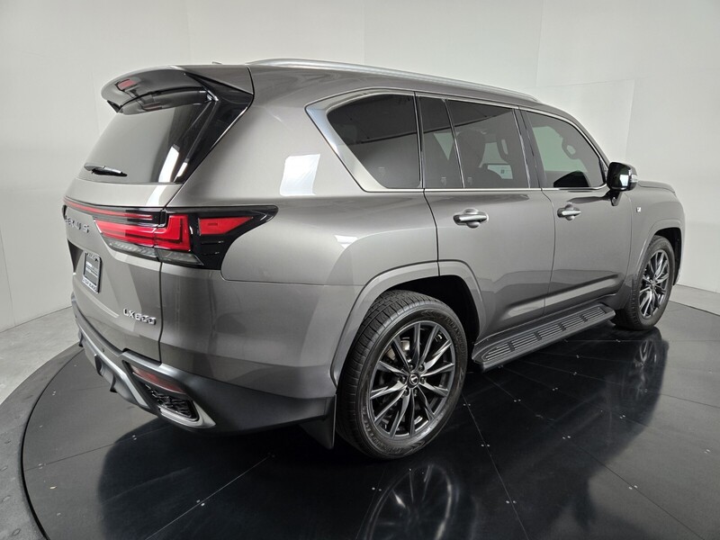 2023 Lexus LX 600 F SPORT Handling photo 4