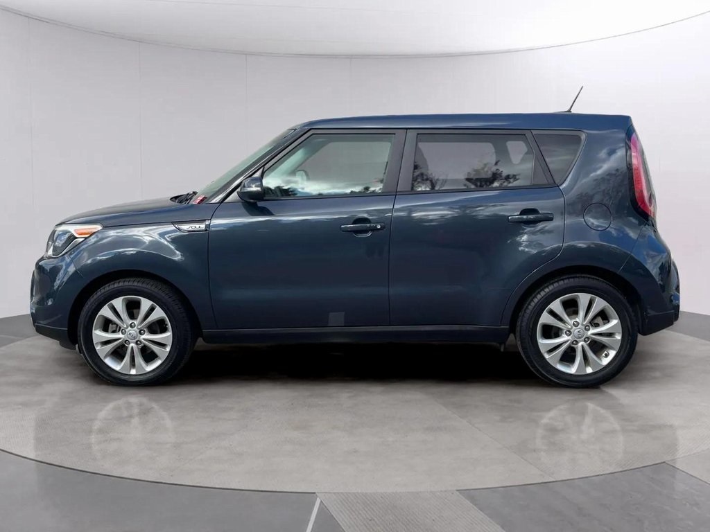Used 2016 Kia Soul Base with VIN KNDJX3A58G7264936 for sale in Racine, WI