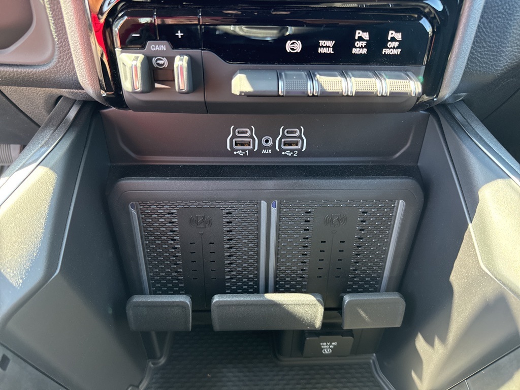2026 Ram 2500 Big Horn photo 19