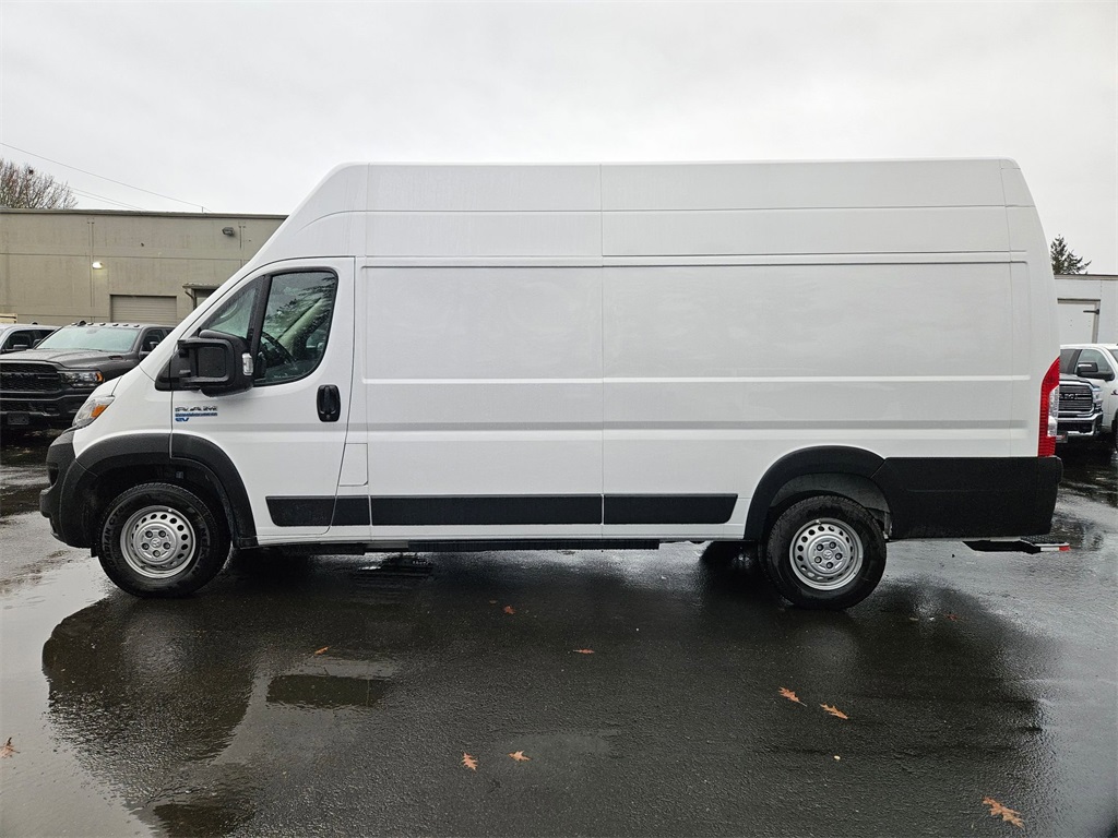 2024 Ram 3500 photo 3