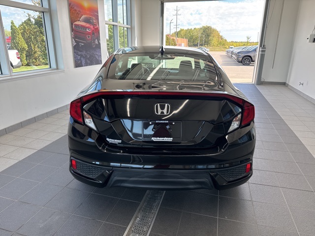 2018 Honda Civic EX-T photo 4