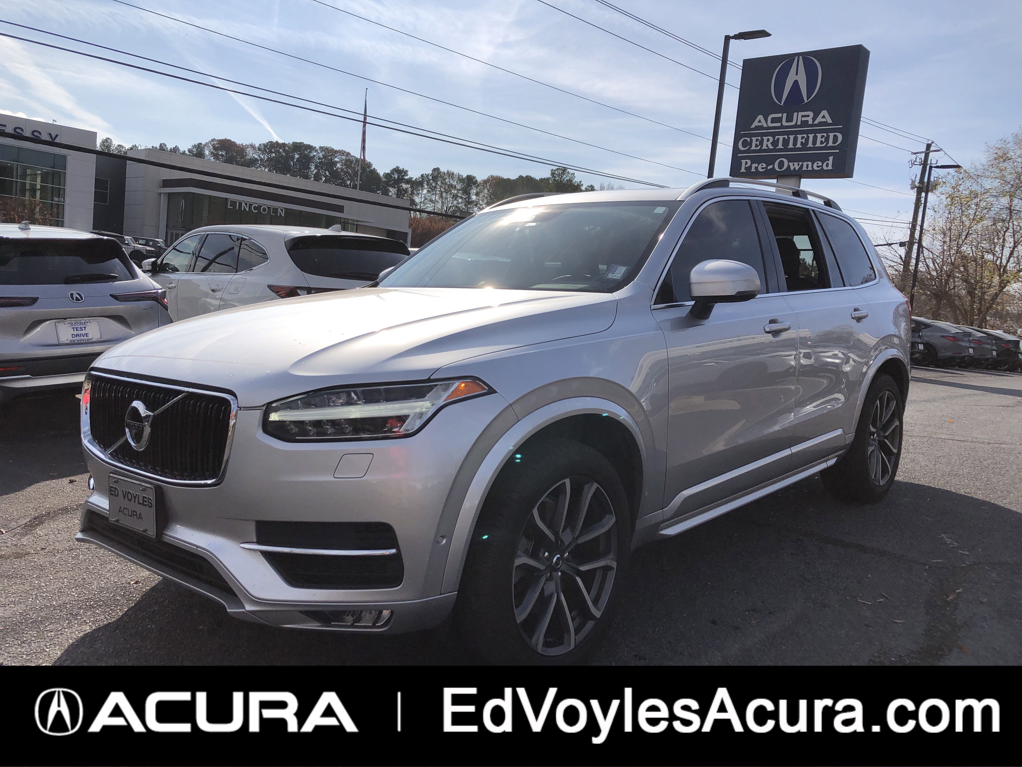2017 Volvo XC90 Momentum