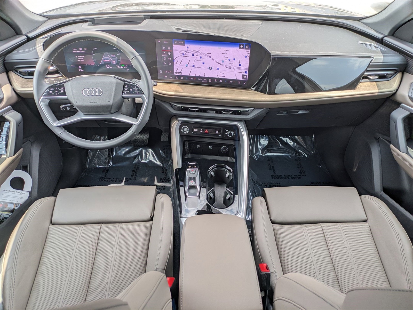 2025 Audi Q5 2.0T Premium Plus photo 2