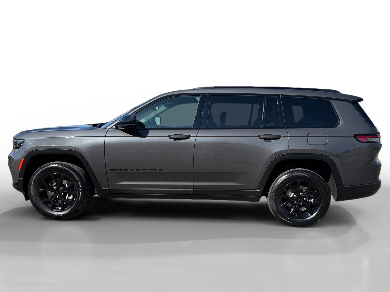 2024 Jeep Grand Cherokee Altitude photo 2