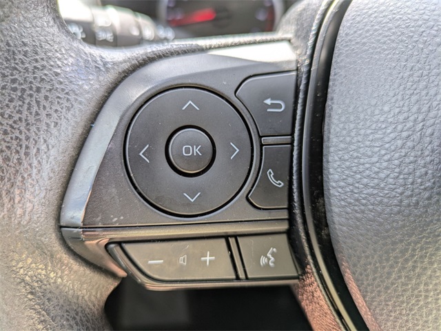 2021 Toyota RAV4 XLE photo 13