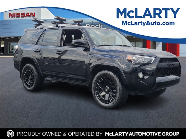 2018 Toyota 4Runner SR5's photo