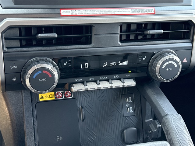 2025 Toyota 4Runner TRD Off-Road photo 26