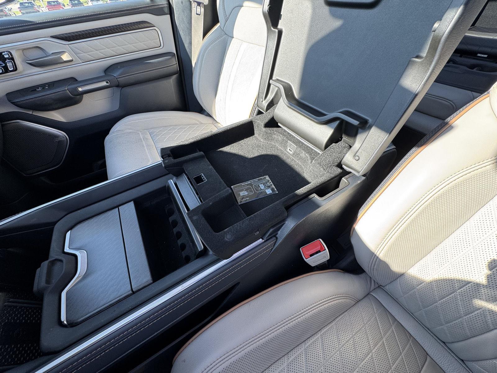 2025 Ram 1500 photo 22