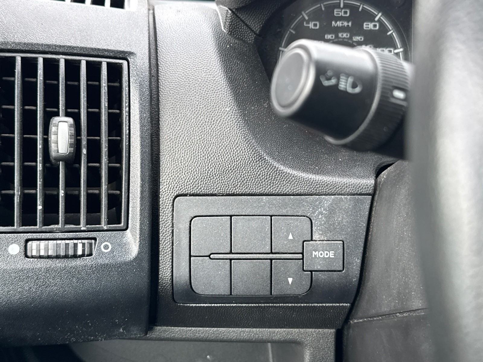 2019 Ram 3500 photo 11