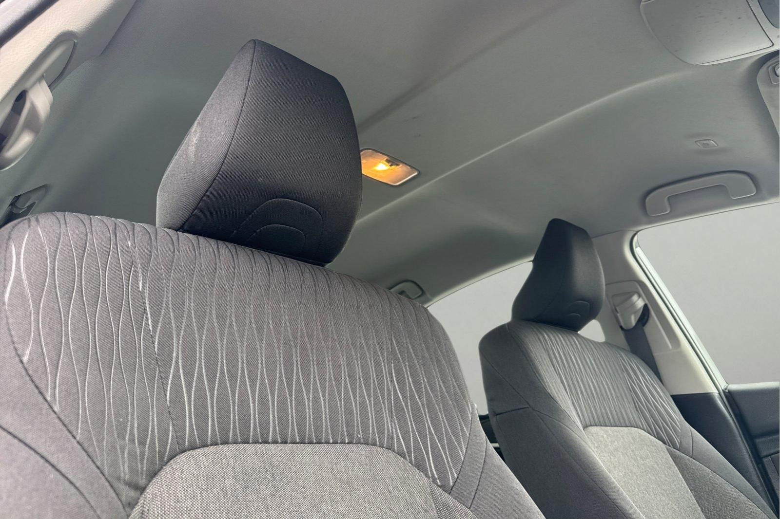 2025 Toyota Camry LE photo 18