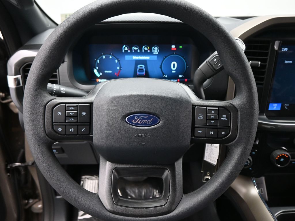 2025 Ford F-150 STX photo 9