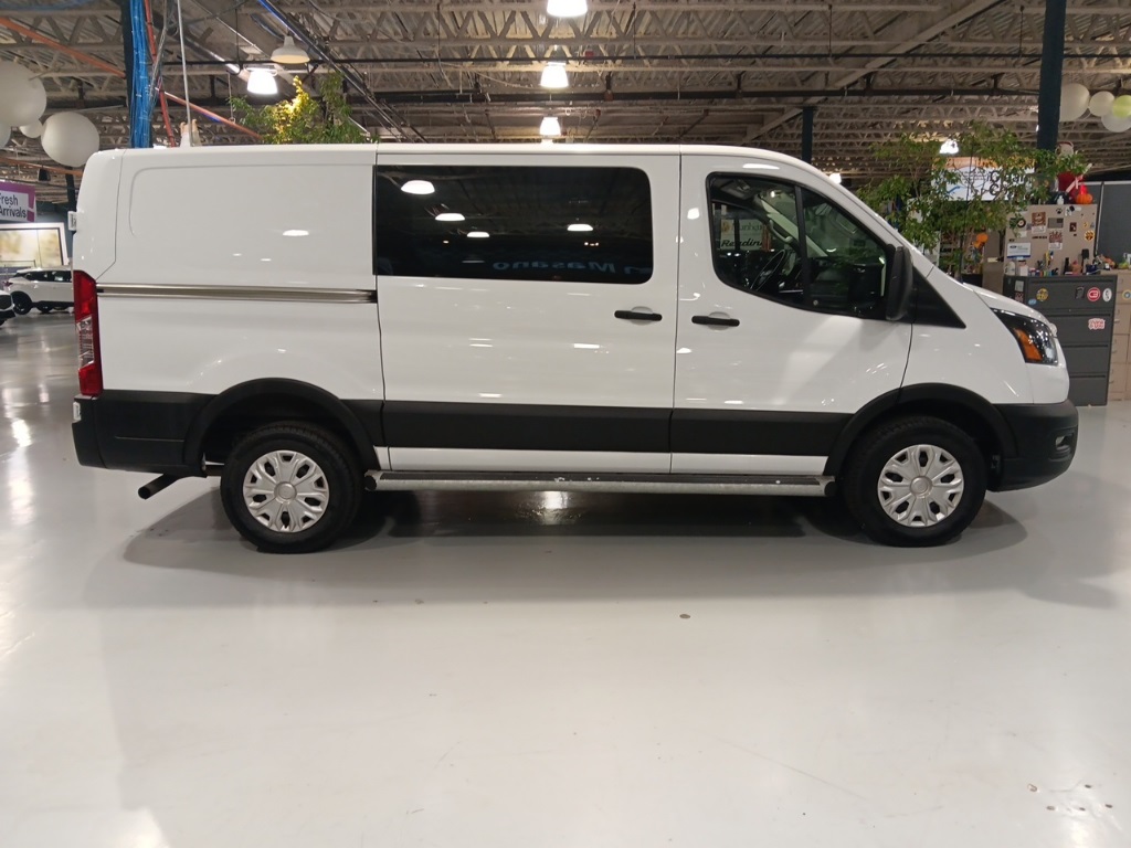 2023 Ford Transit photo 4
