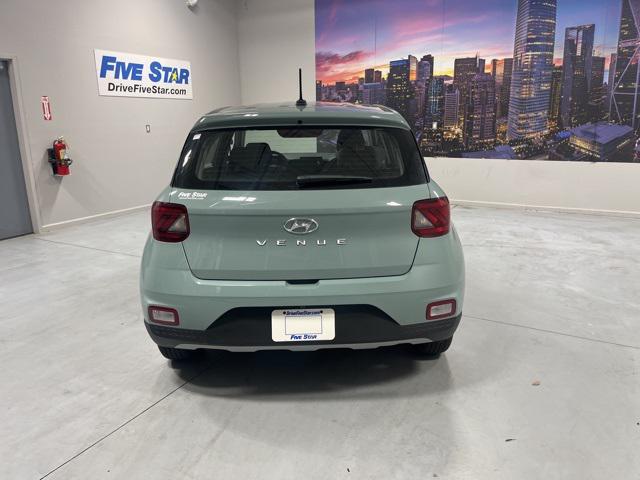 2026 Hyundai Venue SE photo 25